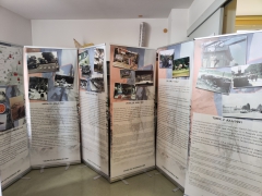 Slike razstave in predavanja po šolah
